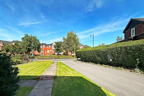 2 bedroom apartment for sale, Bedford Drive, Timperley