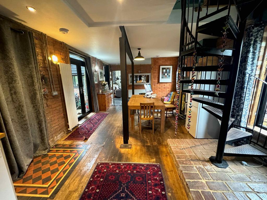 Kitchen diner living.jpeg