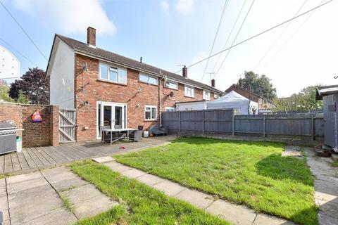 3 bedroom end of terrace house for sale, Binstead Close, Crawley, West Sussex