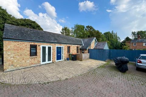 4 bedroom barn conversion for sale, Sharpenhoe Road, Streatley, Beds, LU3 3PS