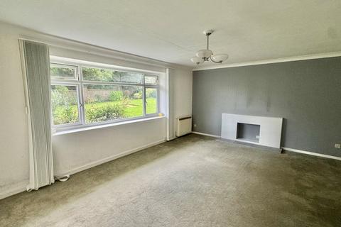 undefined, Dixwell Road, Kent CT20