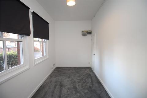 1 bedroom flat to rent, De Parys Avenue, Bedfordshire MK40