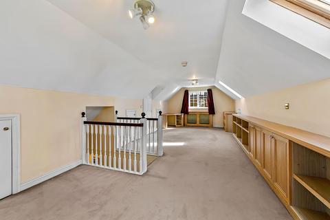 8 Camel Grove, Kingston Upon Thames, KT2 5GR