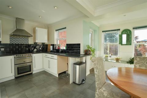 3 bedroom townhouse for sale, Wilkinsons Court, Easingwold, York