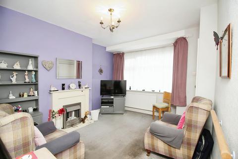 16 Roseway, Leicester, LE4 7GW