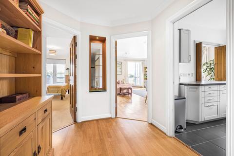 Flat 10, Pavilion House Copers Cope Road, Beckenham, BR3 1DS