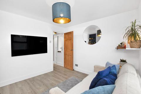 37 Park Road, Caterham, CR3 5TB