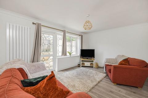 4 bedroom end of terrace house for sale, Skiffington Close, London SW2