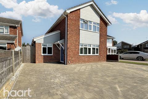 4 bedroom detached house for sale, Keable Road, Colchester