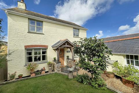 4 bedroom detached house for sale, The Green, Probus