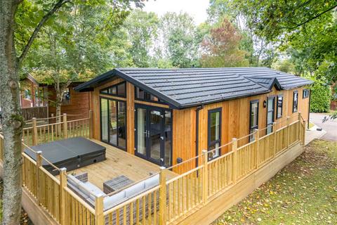 2 bedroom detached house for sale, Bluewood Lodges, Kingham