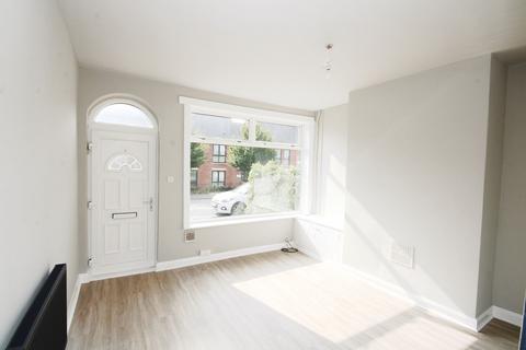 2 bedroom end of terrace house for sale, Farnworth Road, Penketh, WA5