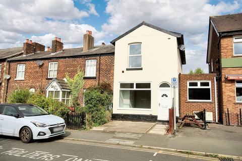 2 bedroom end of terrace house for sale, Farnworth Road, Penketh, WA5