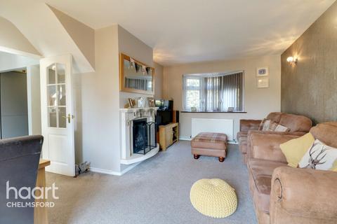 3 bedroom terraced house for sale, Milburn Crescent, Chelmsford