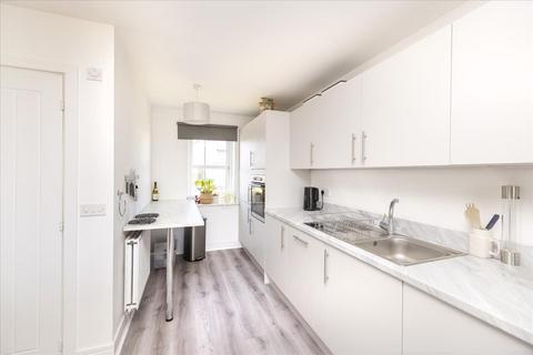 52 Shiel Hall Circle, Rosewell, EH24 9DE