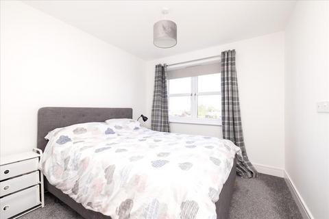 52 Shiel Hall Circle, Rosewell, EH24 9DE