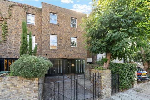 3 bedroom terraced house for sale, Stockwell Park Crescent, London, SW9