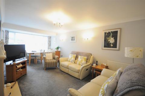 13 Blacklake Drive, Stoke-on-trent, ST3 7JL