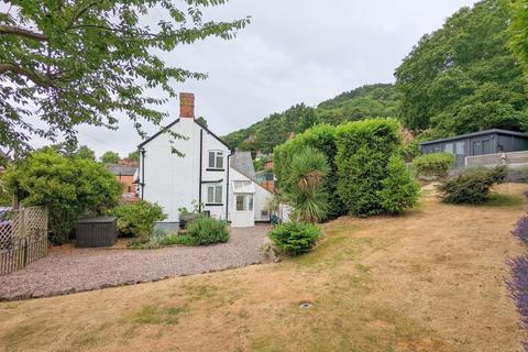 2 bedroom cottage to rent, 35 Kings Road, Malvern