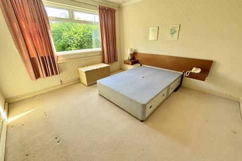 215 Delffordd, Rhos, Swansea, SA8 3EP