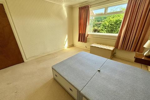 215 Delffordd, Rhos, Swansea, SA8 3EP
