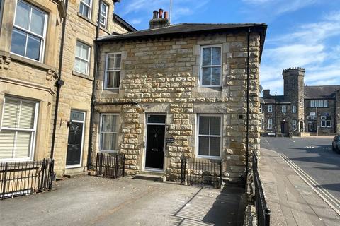 3 bedroom end of terrace house for sale, Strawberry Dale Avenue, Harrogate, North Yorkshire, HG1