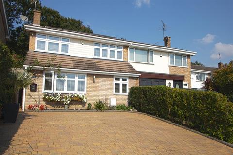 3 bedroom semi-detached house for sale, Dedham Close, Billericay CM11