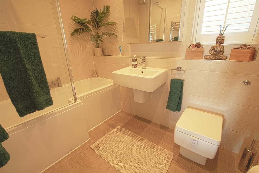 Family bathroom