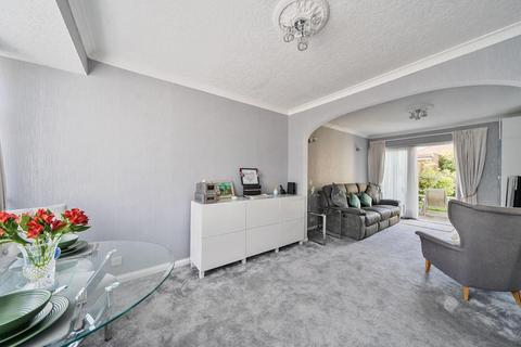 3 bedroom semi-detached house for sale, Aldridge Avenue, Stanmore HA7