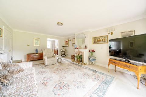 2 bedroom apartment for sale, Park Lawn, Farnham Royal SL2