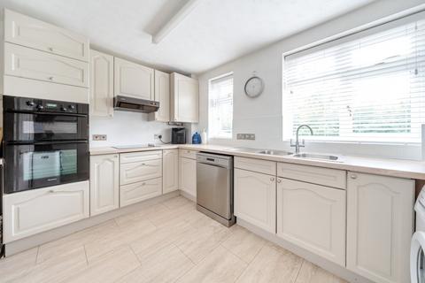 2 bedroom apartment for sale, Park Lawn, Farnham Royal SL2