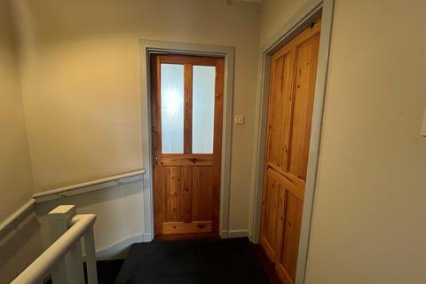 2 bedroom terraced house to rent, Coronation Place, Castletown, Thurso, Highland. KW14 8TT