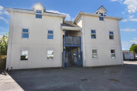 2 bedroom flat for sale, South Roskear Terrace, Camborne