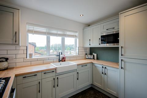 7 Hillside, Northwich, CW8 4TD