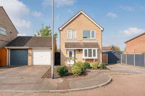 3 bedroom detached house for sale, Wakehurst Close, Norwich