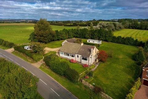 5 bedroom detached house for sale, Filey Road, Gristhorpe, Filey