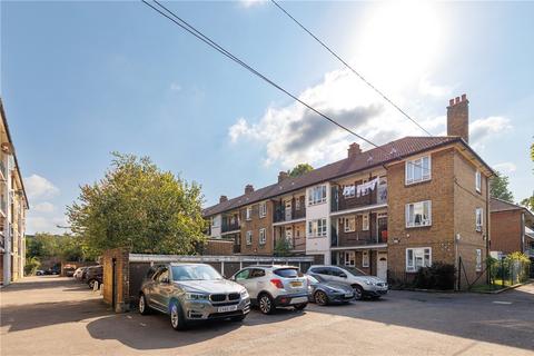 3 bedroom apartment for sale, Fulham Palace Road, London, SW6