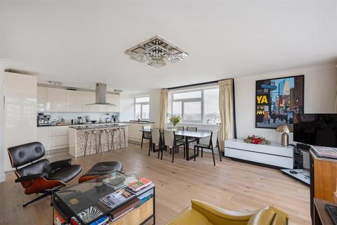 3 bedroom flat for sale, Walsingham, St. Johns Wood, NW8