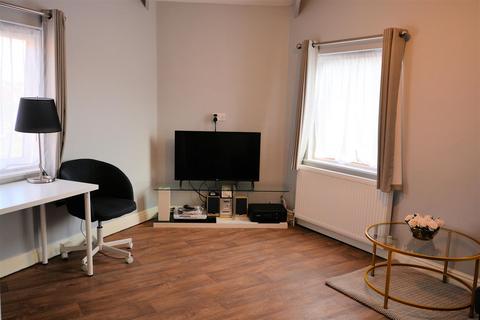 1 bedroom flat to rent, Denison Road, Selby