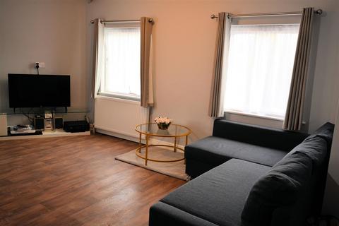 1 bedroom flat to rent, Denison Road, Selby