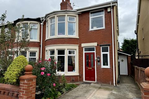 3 bedroom semi-detached house for sale, Cleator Avenue, Blackpool FY2