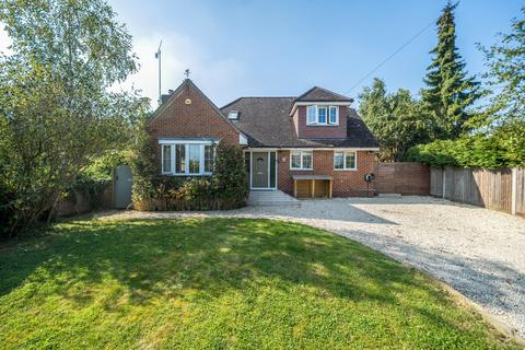 4 bedroom detached house for sale, Lake Lane, Dockenfield, Farnham, GU10