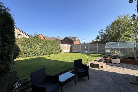 2 Belgrave Avenue, Congleton, CW12 1HS