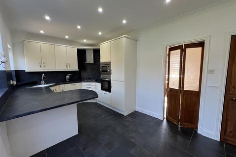2 Belgrave Avenue, Congleton, CW12 1HS