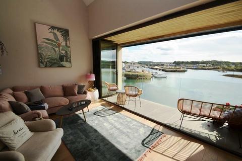 3 bedroom townhouse for sale, North Quay, Hayle TR27