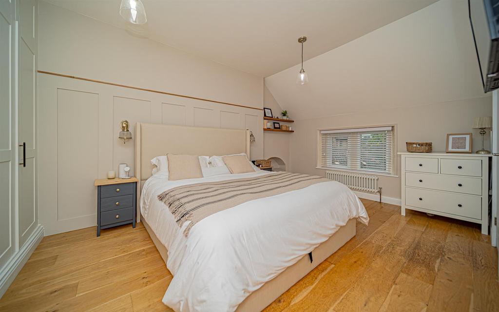 P1055838-Enhanced-NR.jpg