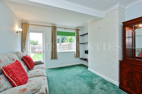 1 bedroom ground floor maisonette for sale, The Grove, Potters Bar, EN6