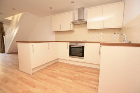 2 bedroom house to rent, East Grinstead, West Sussex. RH19 3NX