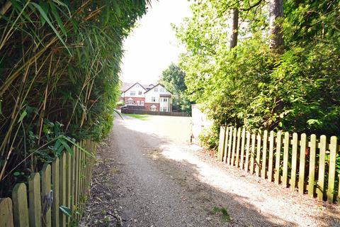 2 bedroom maisonette for sale, Waverley Drive, Camberley, GU15