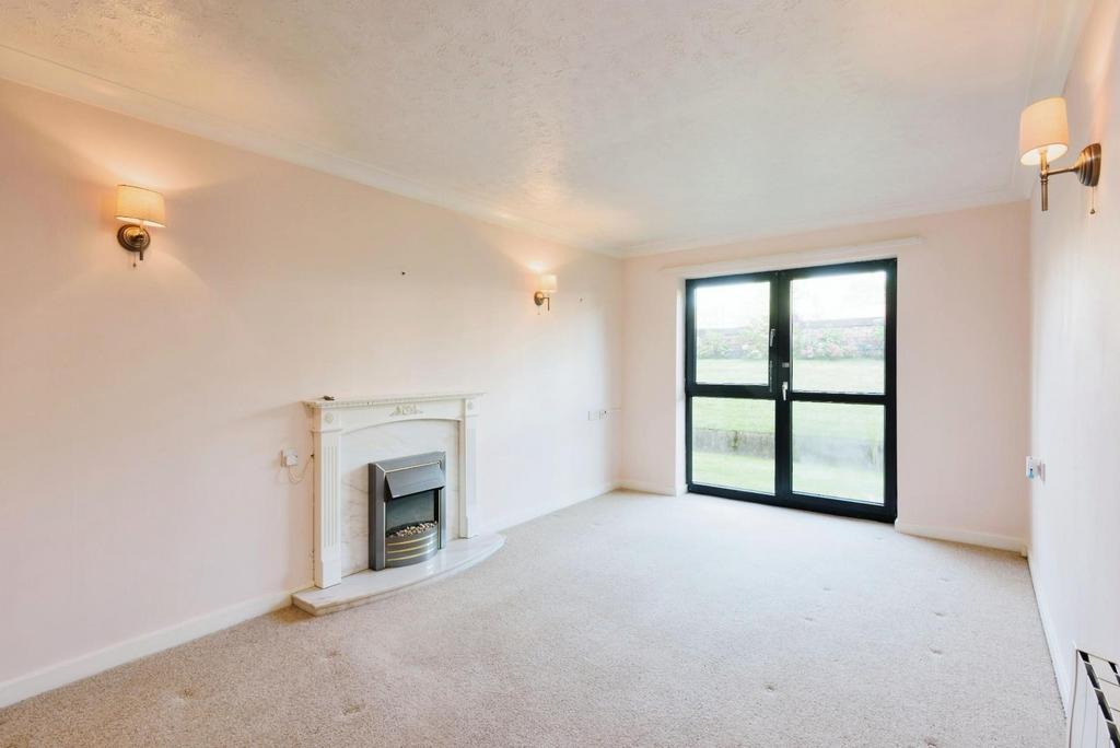 Apartment in York - View 2